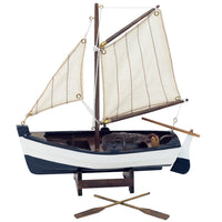 Modelsejlskib med åre 22x22 cm